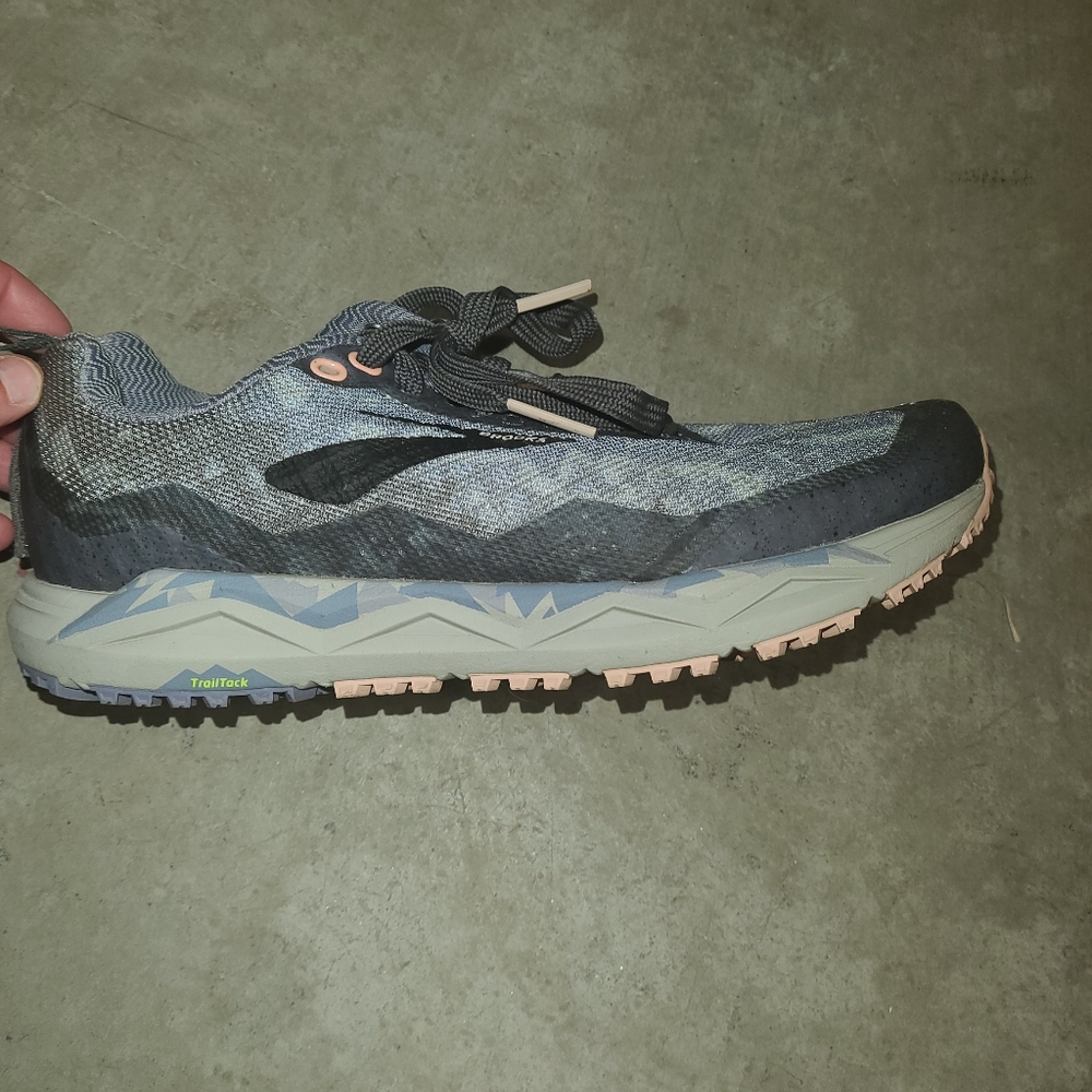 Brooks Cascadia